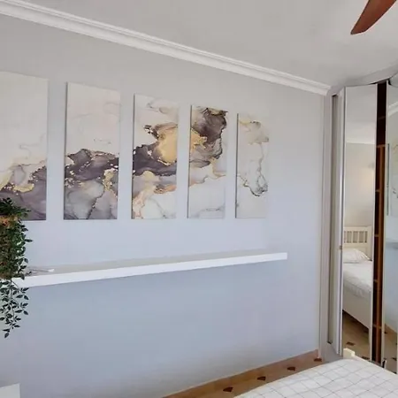 Firstline Beachview Apartman *