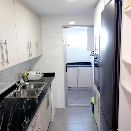 Firstline Beachview Apartamento