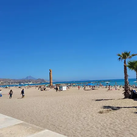 Firstline Beachview Apartman